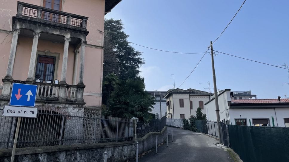 Via Ugo Ricci: in questa strada i ladri sono entrati in una villa