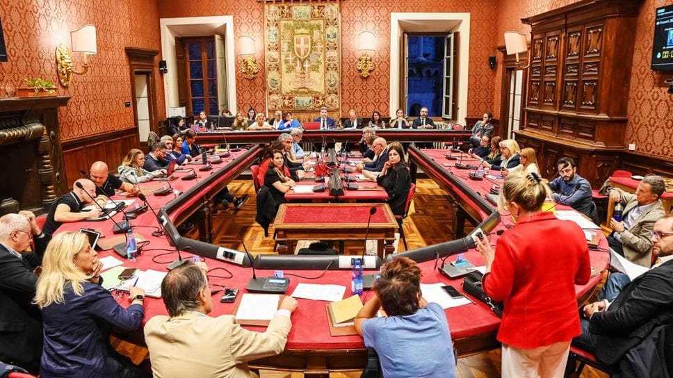 Le sedute del Consiglio  comunale di Como sono conservate su youtube