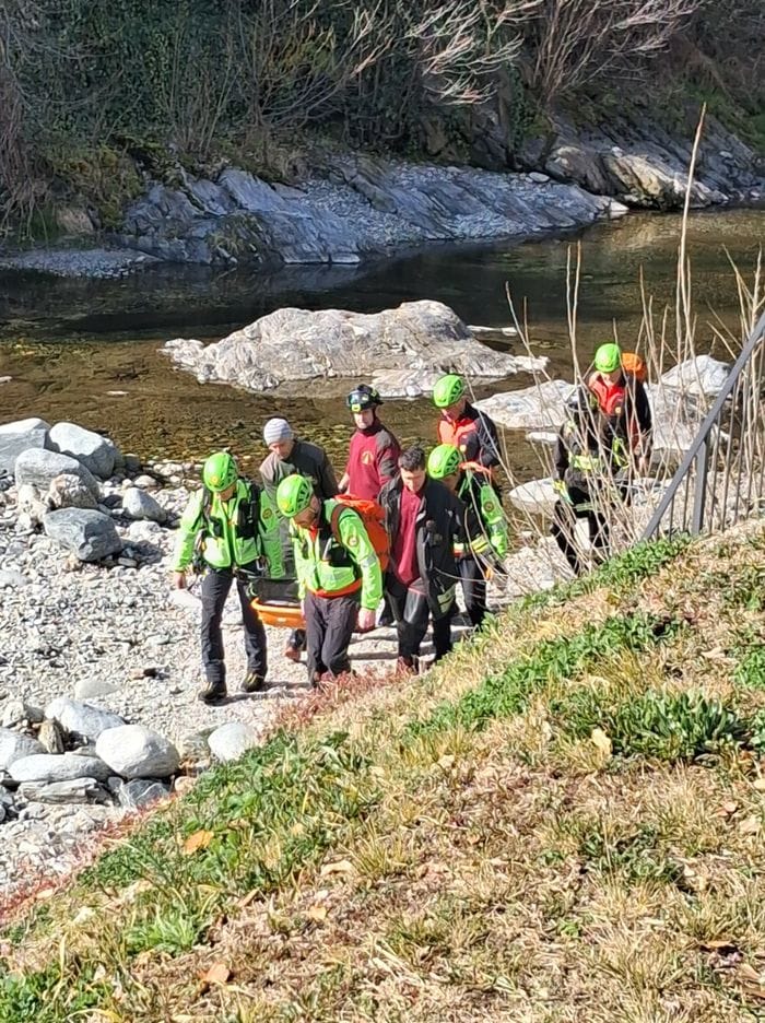 L’intervento del soccorso alpino di Dongo