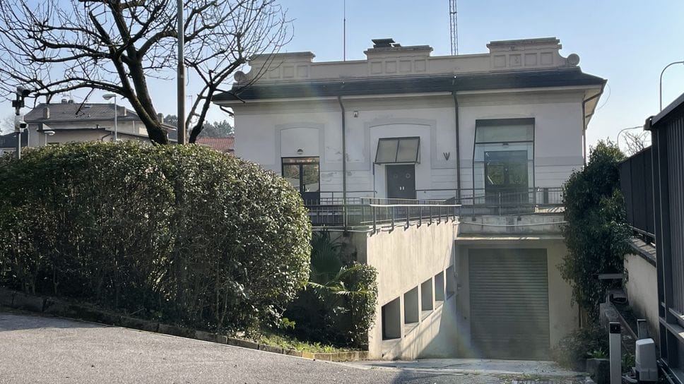 L’ex comando di polizia locale di Cantù, in via Vittorio Veneto