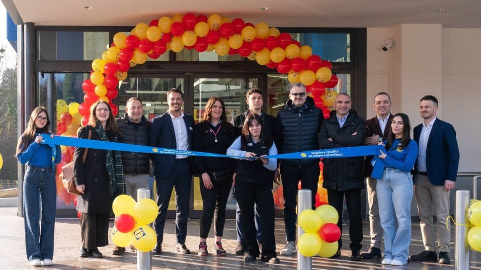 Il taglio del nastro