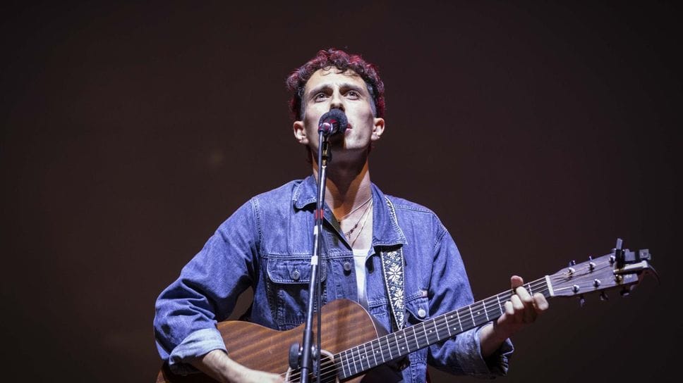 Tommaso Imperiali suonerà domani con la sua band al Sociale