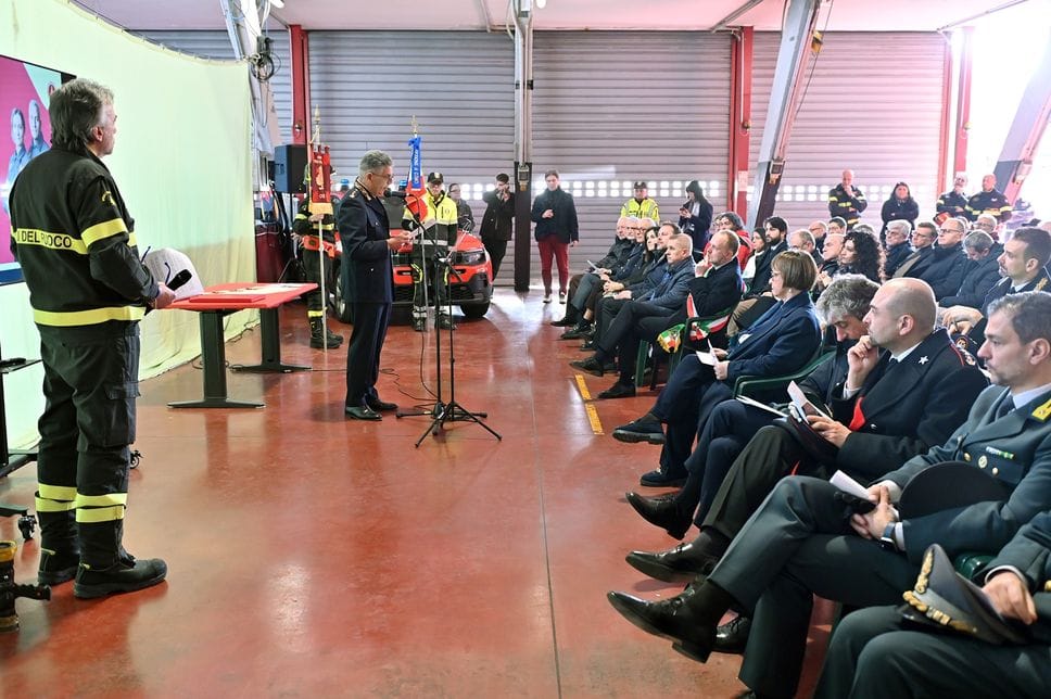 87 ESIMO ANNIVERSARIO DI FONDAZIONE CORPO DEI VIGILI DEL FUOCO: IL COMANDANTE ANTONIO PUGLIANO COMO