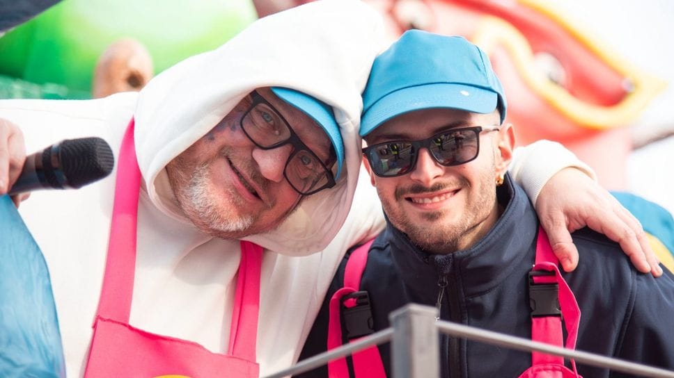 L’ultima sfilata  di Marzio Marelli (a sinistra) domenica scorsa