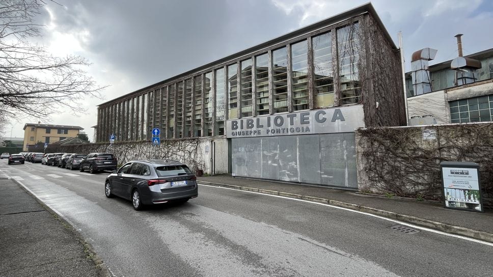 Tempo di rinnovamento per la biblioteca Pontiggia