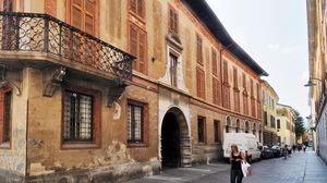 Lo storico palazzo di via Vittorio Emanuele. In passato i er ipotizzata una base d’asta a 3,5 milioni