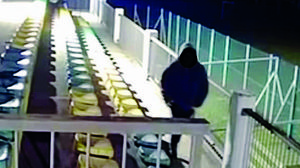 Un’immagine dell’incursione notturna dei ragazzini al centro sportivo