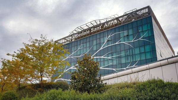 Psichiatria del Sant’Anna, paziente aggredisce infermiere 