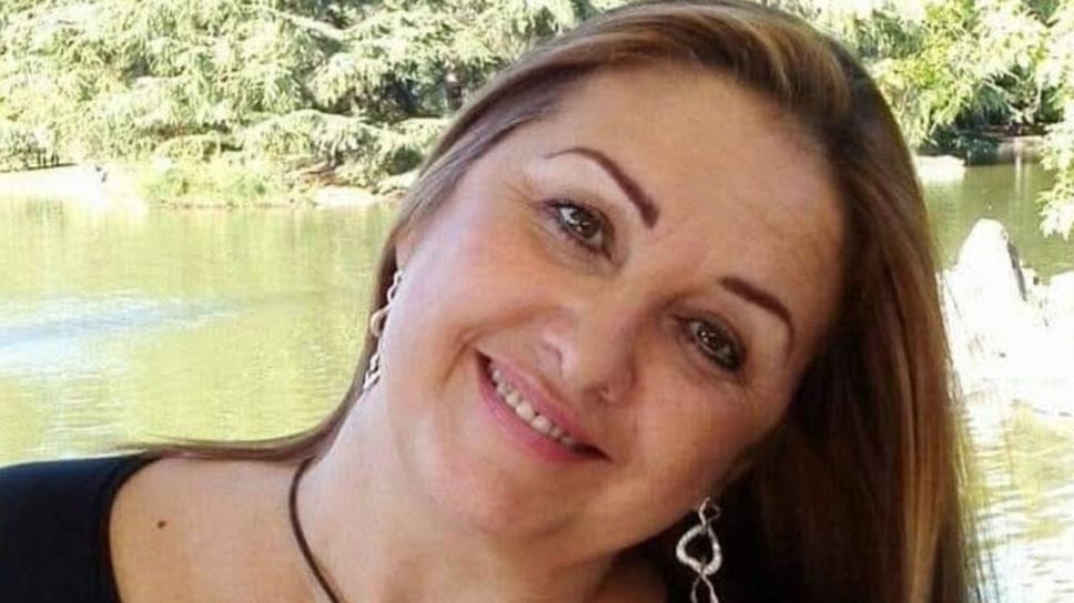 La primaria “Munari” ricorda la maestra Surace, scomparsa a 59 anni: «Addio, potevi sempre contare su Ketty»