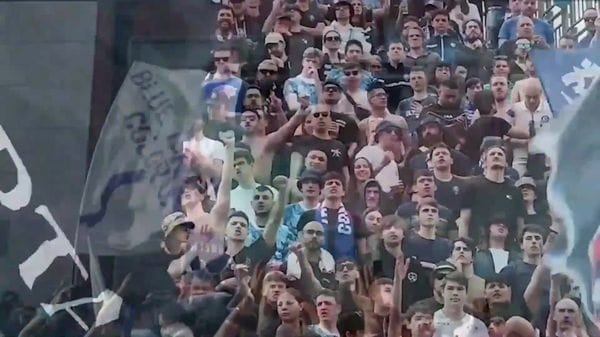 Media Inglese dopo Como-Pisa: cantiamo tutti «Give me five»