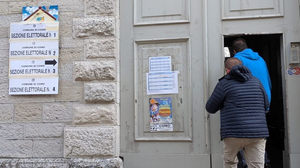 Referendum, boom di affluenze: a Como 49,45% nella prima giornata. I dati paese per paese