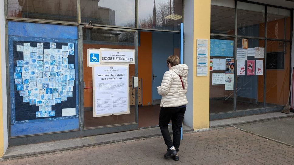 Referendum, la delusione del centrodestra comasco. Il Pd: «Ottima notizia l’affluenza»