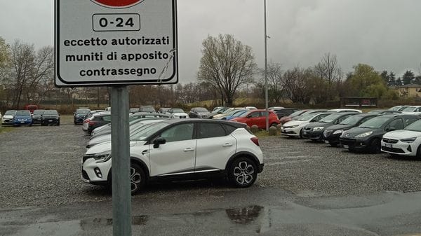Il Consiglio inaugura la nuova sede e compra un terreno da 110mila euro