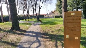 Sfregio al Giardino dei Giusti: «Usato come toilette per cani»