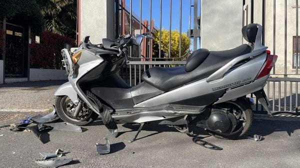 Cantù, con lo scooter contro un’auto: morto