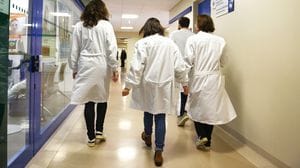 Infermieri, al concorso per 210 posti si presentano solo in 83