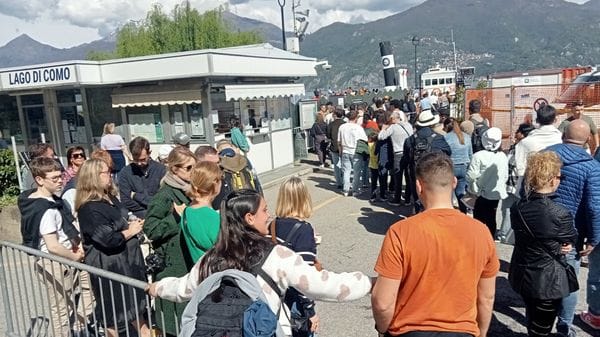 Il Lago di Como? «Rischia di diventare un laboratorio delle fragilità»