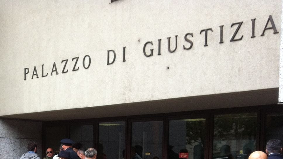 Maxi truffa sui bonus edilizi: fuggire ai Tropici non è bastato