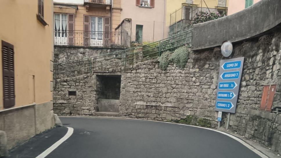 La prima strettoia in località Auvrascio a Schignano