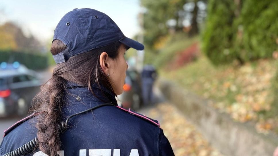 Altro controllo della polizia tra gli studenti