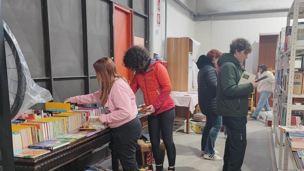 Anche durante l’estate 2026 ragazze e ragazzi potranno viaggiare dentro e fuori i confini nazionali per dare una mano a chi ha bisogno