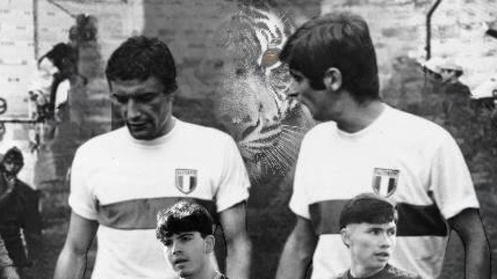 Gigi Riva e Gianni Rivera dietro a Lorenzo Riva e Manuel Rivera