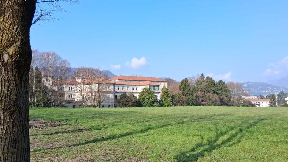 Il parco consta di circa 286mila metri quadrati di terreno verde