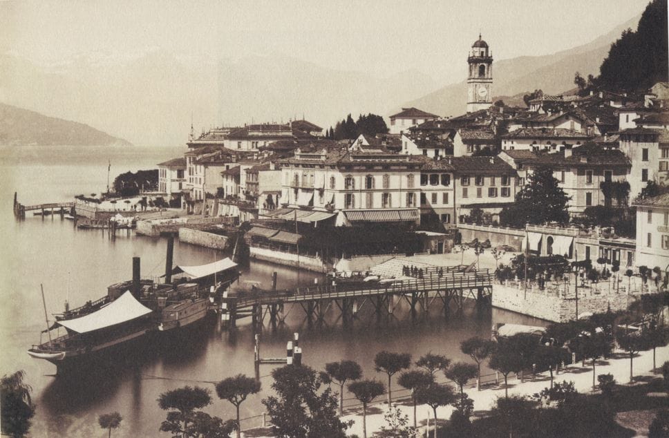 I grandi piroscafi nel piccolo porto