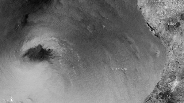 Il ciclone del Mediterraneo 'Jolina' visto dai satelliti