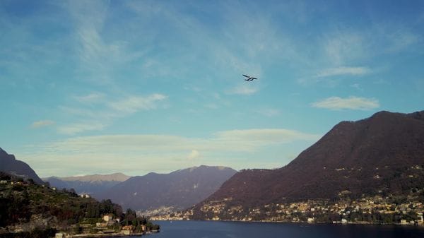 Tess in edicola: l’eleganza nuziale