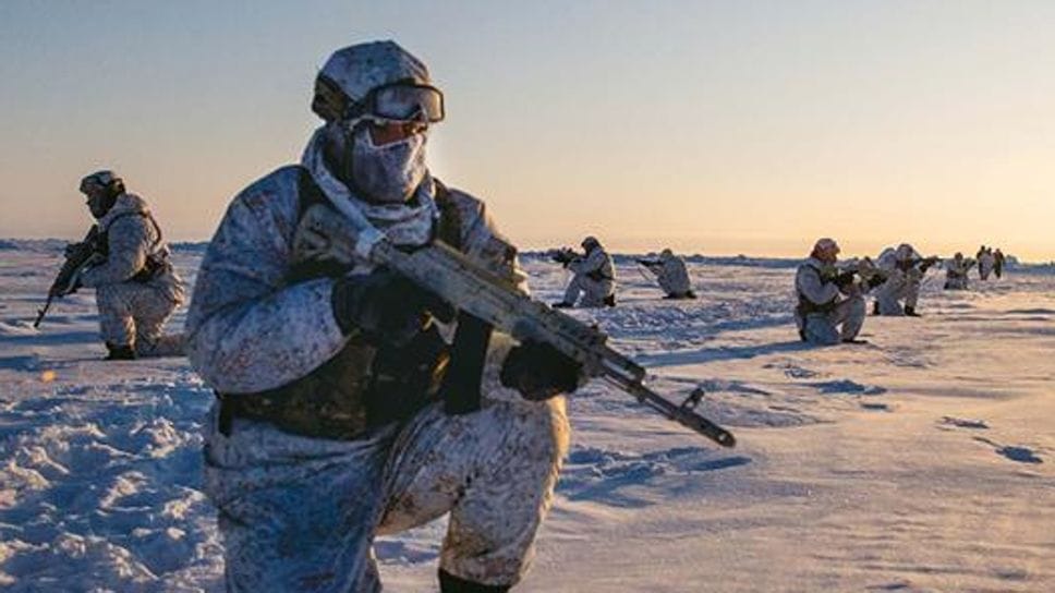 Un dettaglio della copertina del libro edito da Neri Pozza nel 2022 e nel 2025 come bestseller