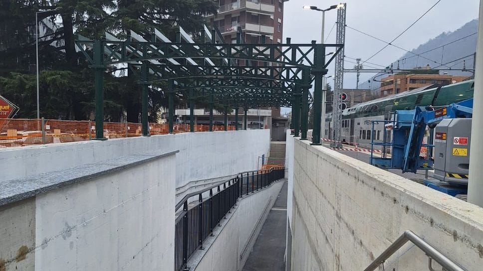 La scala verso il nuovo sottopasso