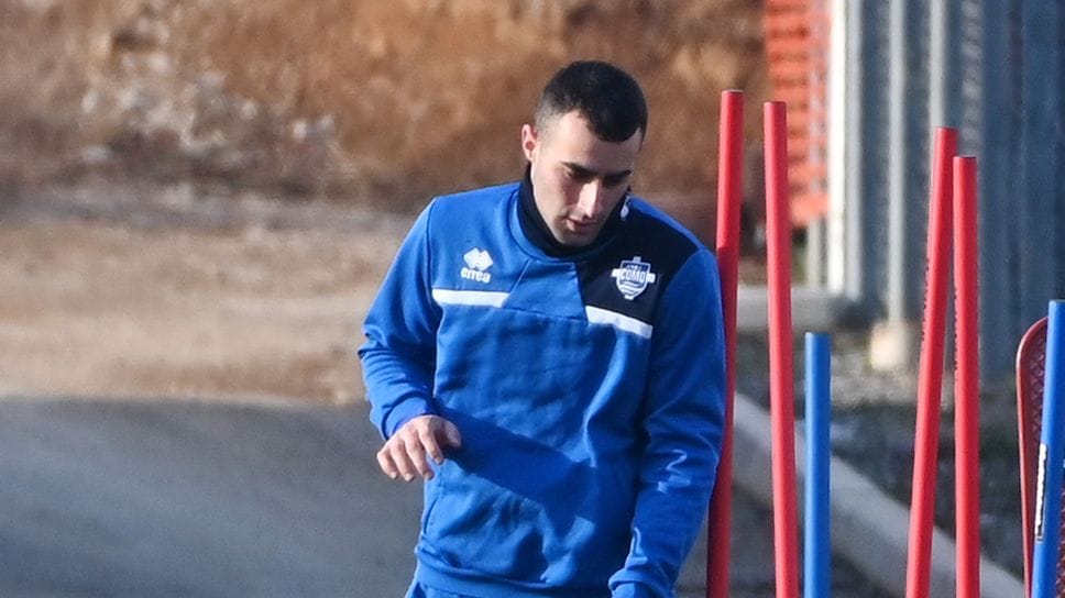 Fumagalli in allenamento con la maglia del Como