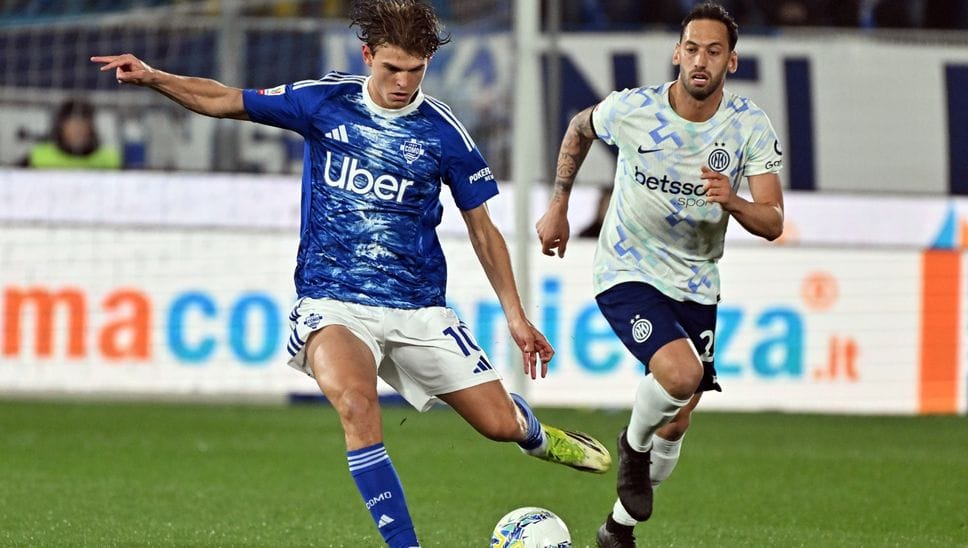 Nico Paz durante Como-Inter