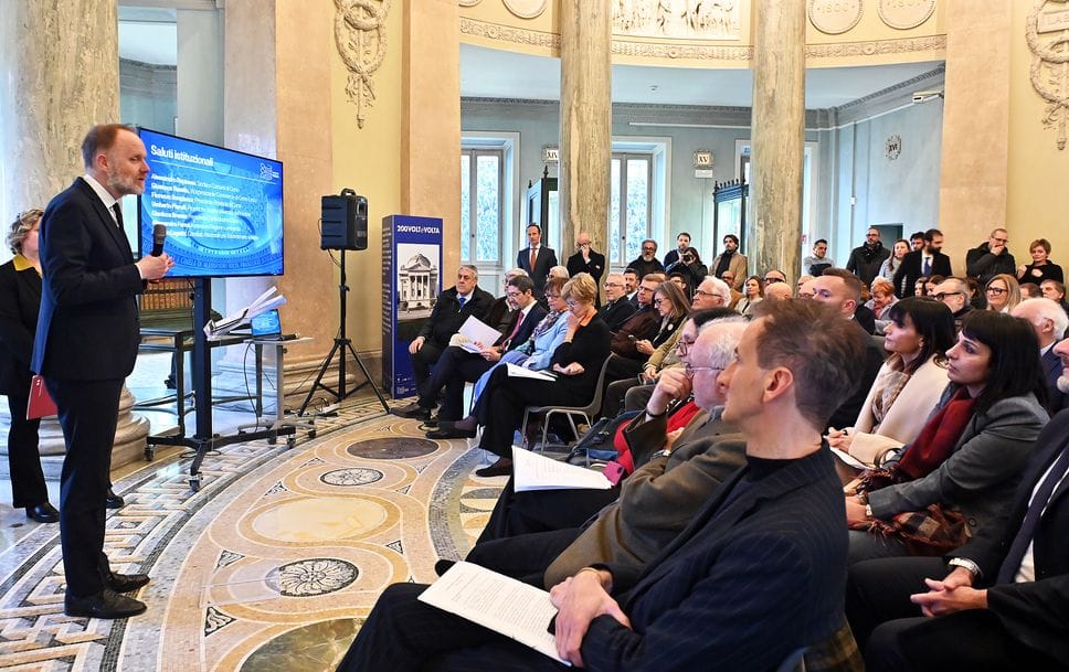 Il sindaco Alessandro Rapinese all’evento di apertura del percorso verso il bicentenario voltiano