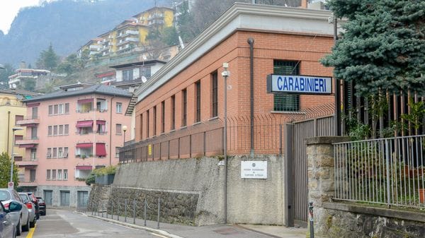 Più furba dei suoi truffatori: anziana li scopre e li denuncia