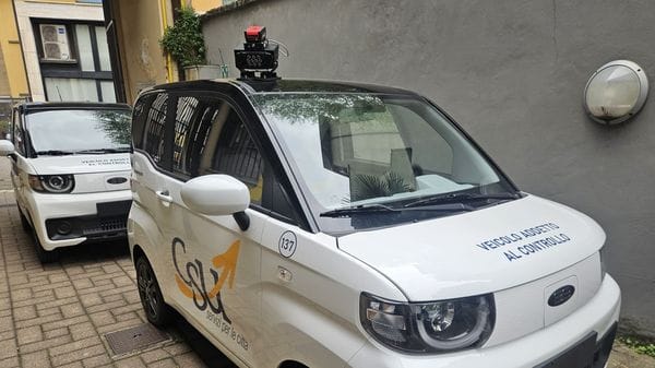 Posteggi, chi non paga è spacciato. La minicar vi “vede” e segnala agli ausiliari