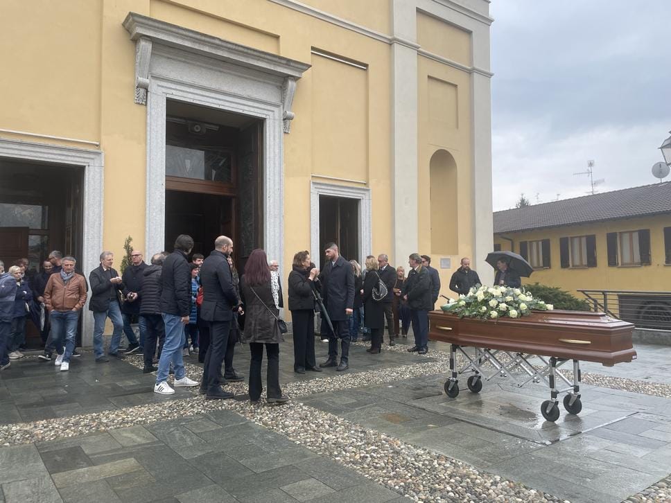 A Vighizzolo di Cantù l’ultimo saluto a Giovanni Fossati