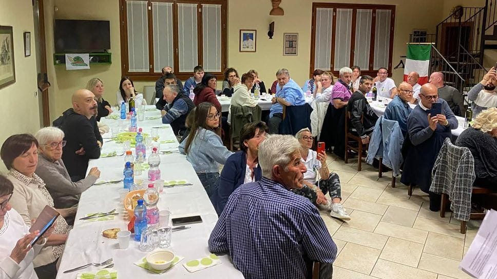 Raccolta fondi per Noemi, tredicenne disabile. Una cena celebra il successo