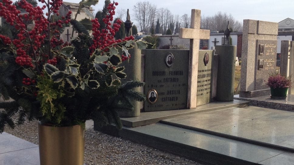 Como, caos cimiteri: quattro dipendenti e centinaia di estumulazioni in arretrato 