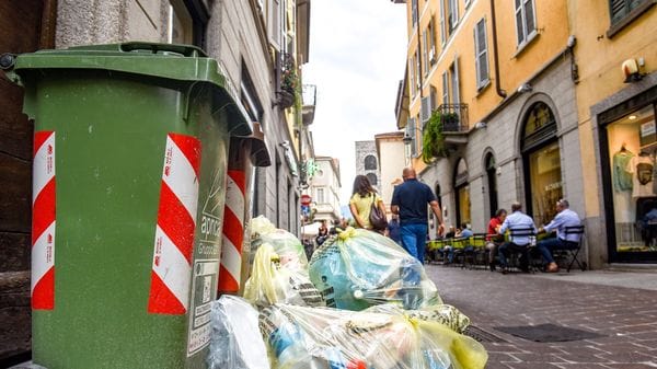 Tari, attenzione alla truffa: un finto sms avvisa di un mancato pagamento