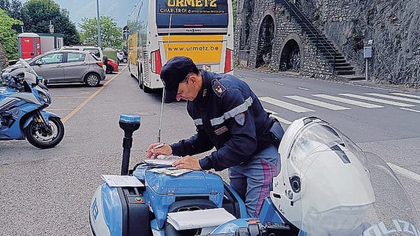 Bus turistici e tir, slitta l’udienza al Tar: l’ordinanza Anas in vigore tutto l’anno