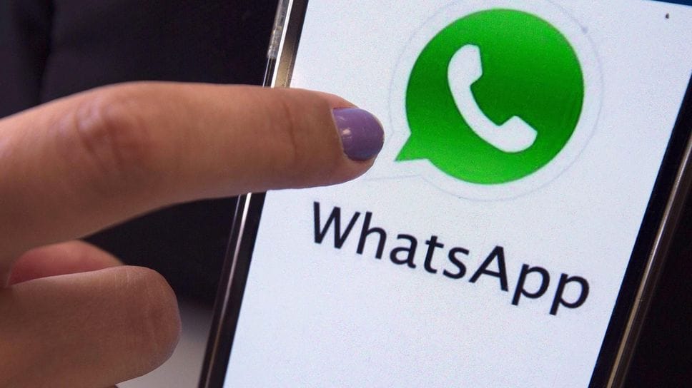 «Da Cantù un falso Whatsapp». E Zuckerberg attacca la Sio