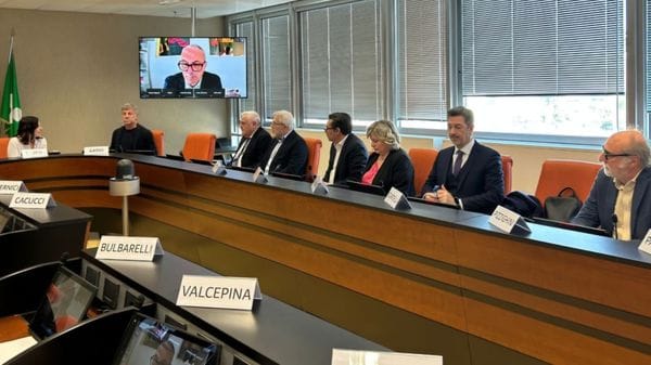 Faro Voltiano, il comitato nazionale: «Non possiamo destinare fondi alle manutenzioni»