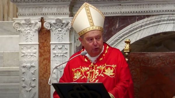 Il vescovo Cantoni: «Resterò fino a Natale, poi arriverà il successore»