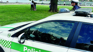 Parco di Villa Olmo, controlli a tappeto. «Regole assurde»
