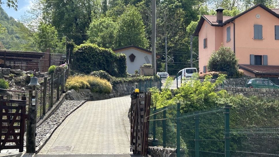 Rapine in villa e persone legate. La stessa banda in azione?