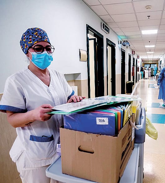 Agli infermieri 450 euro in più, ma ora rischia la sanità privata