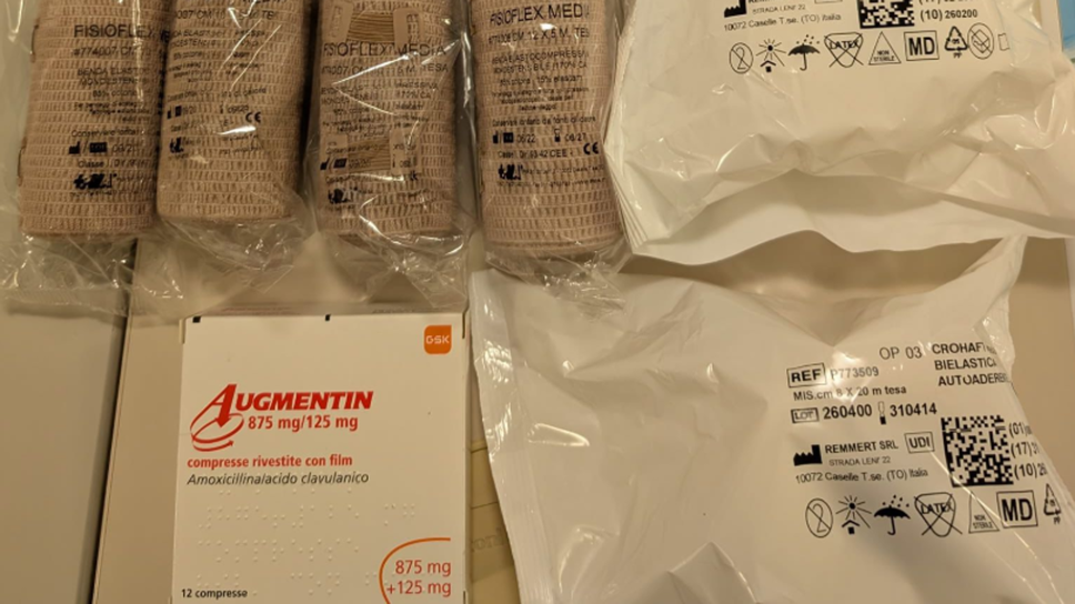 Farmaci e dispositivi medici nello zaino: li rubava dall’ospedale