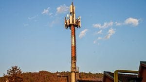 Sulle teste dei comaschi 702 antenne: in vent’anni +200%